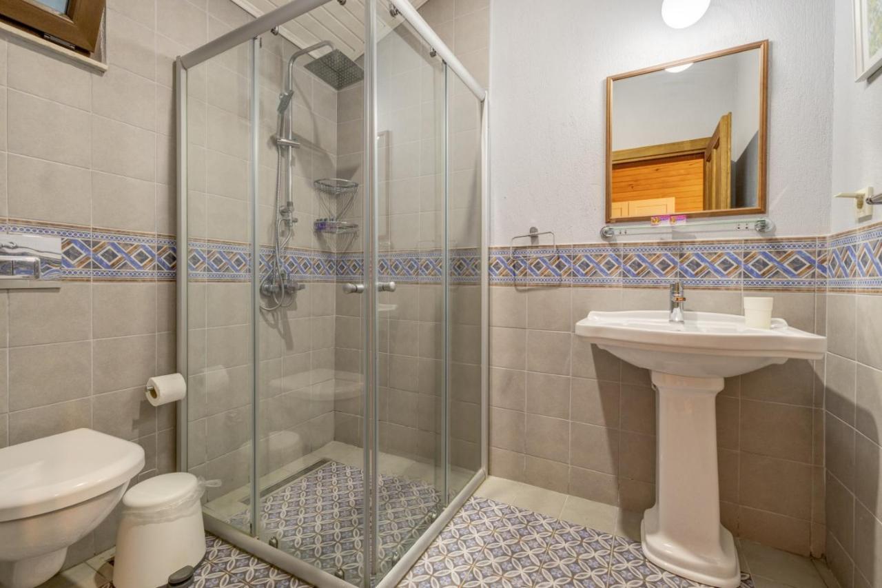 Turkuazkoey Guest House Finike Ngoại thất bức ảnh